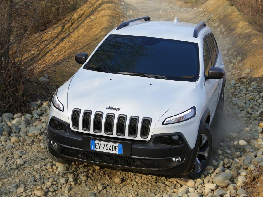  Jeep Cherokee Trailhawk 2014 года  (EU) (фото 12 из 12)
